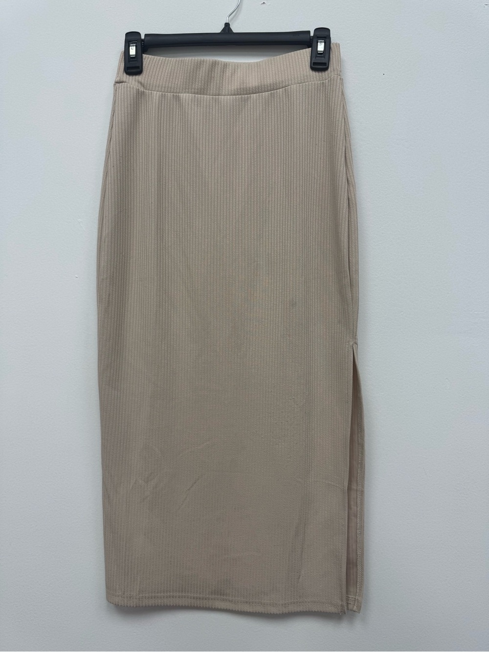 Beige Ribbed Midi Skirt with Side Slit